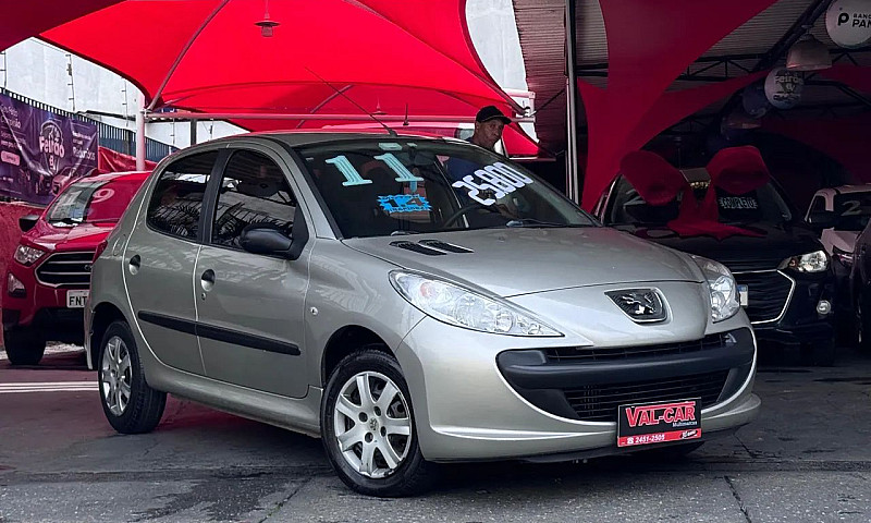 Peugeot 207 X-Line 1...