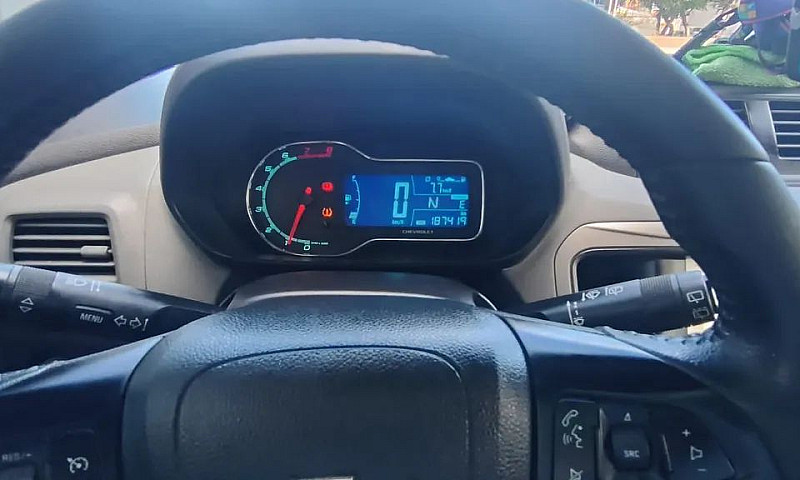 Chevrolet Spin Ltz 1...