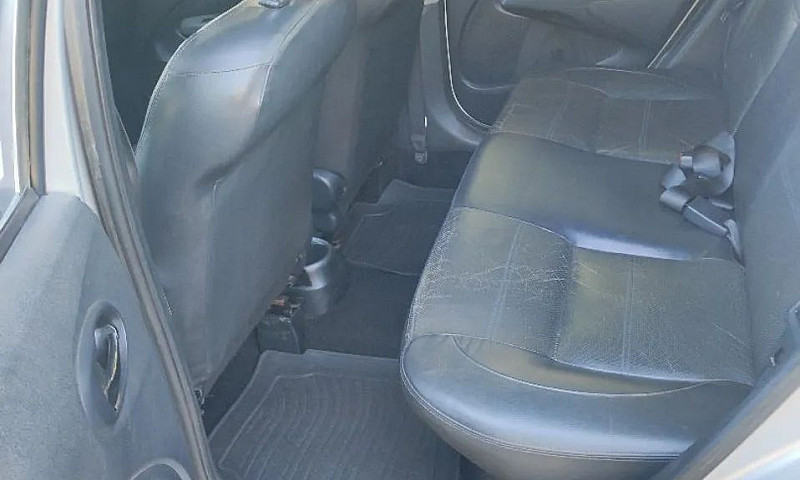 Toyota Etios Platinu...