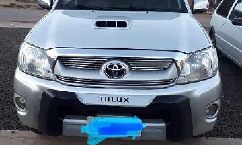 Toyota Hilux...