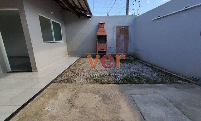 Casa Com 2 Dormitóri...