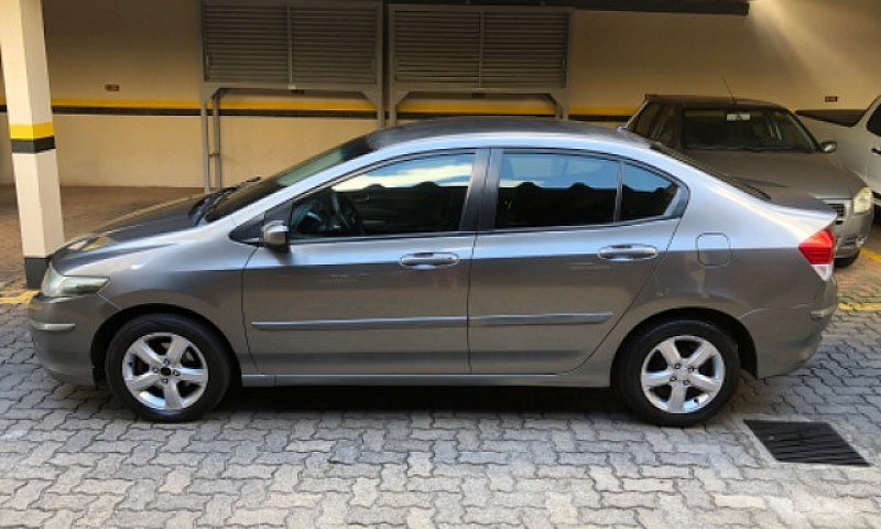 Honda City...