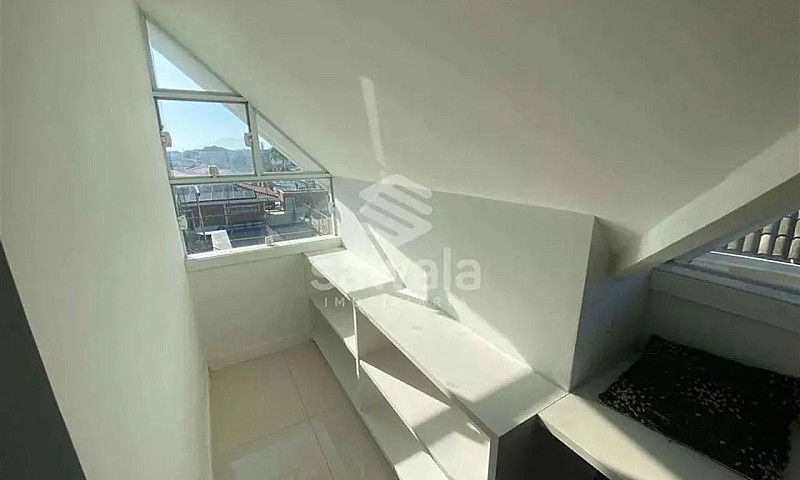 Casa À Venda Com 250...