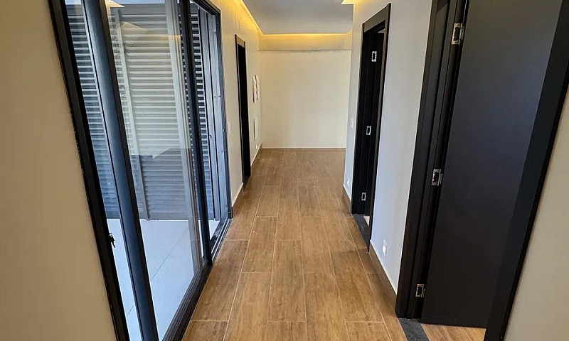 Casa De Condomínio P...