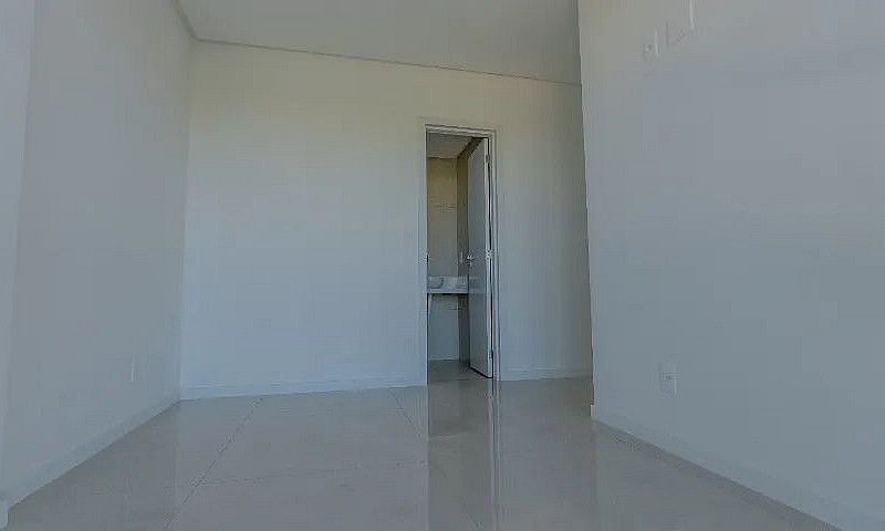 Vista Sul, Próximo A...