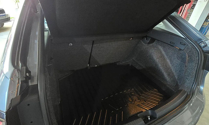 Volkswagen Nivus Com...