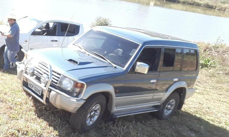 Pajero Gls B 94...