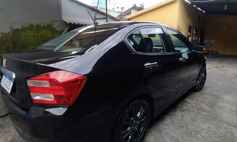 Honda City...