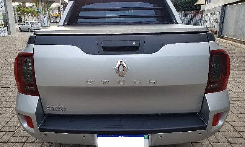 Duster Oroch Dynamiq...