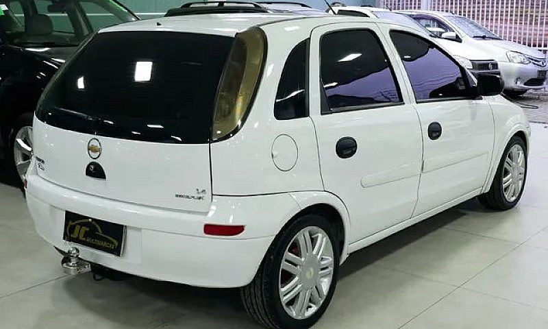 Corsa Hatch Maxx ...