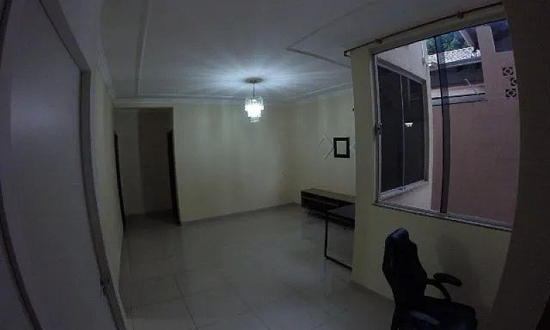 Casa Com Piscina Dir...