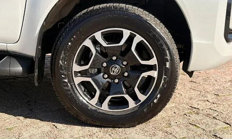 Toyota Hilux Cd Srx ...