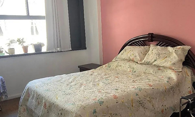 Quarto Confortável N...