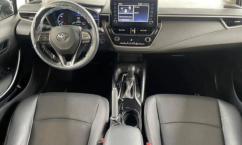 Toyota Corolla Altis...