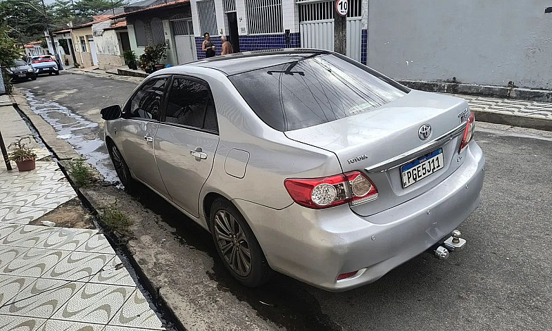 Toyota Corolla Xei 2...