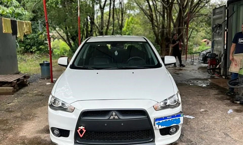Mitsubishi Lancer 2....