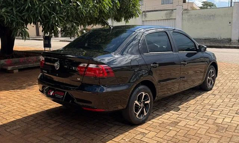 Volkswagen Voyage 1....