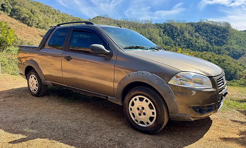 Fiat Strada Working ...