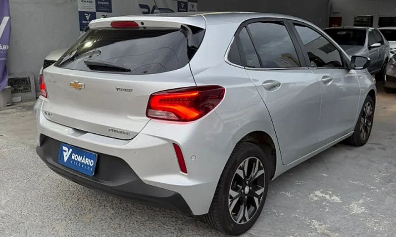 Chevrolet Onix Hatch...