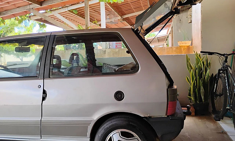 Fiat Uno 1.6R Mpi / ...