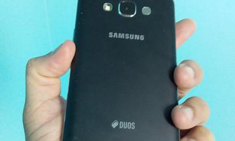 Samsung E7...