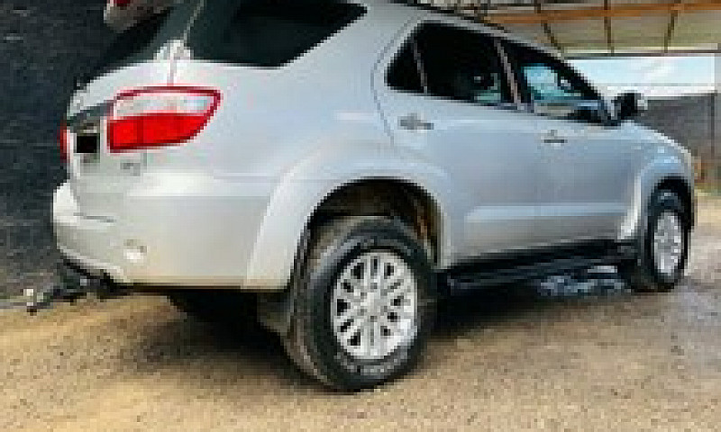 Hilux Sw4 Diesel 4X4...