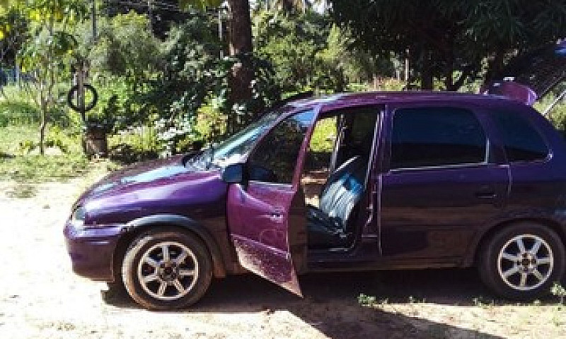 Vendo Corsa 96...