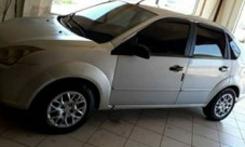 Vendo Fiesta. 1.0 /2...