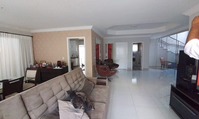 Casa Em Condomínio N...