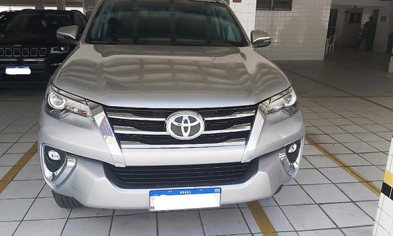 Hilux Sw4 7 Lugares...