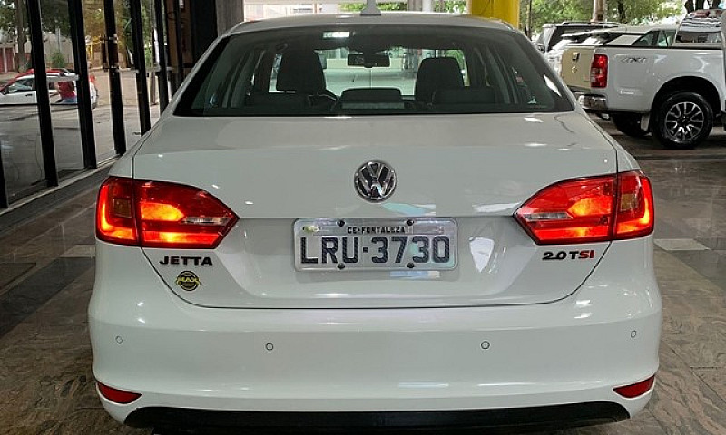 Vw Jetta  Ano 2014...