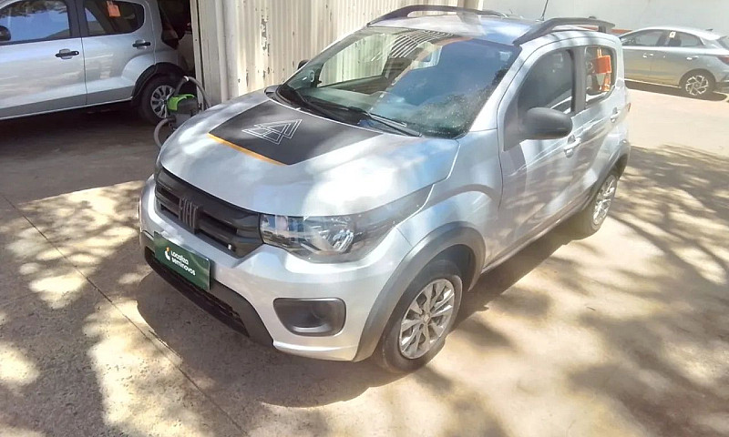Fiat Mobi Trekking 1...