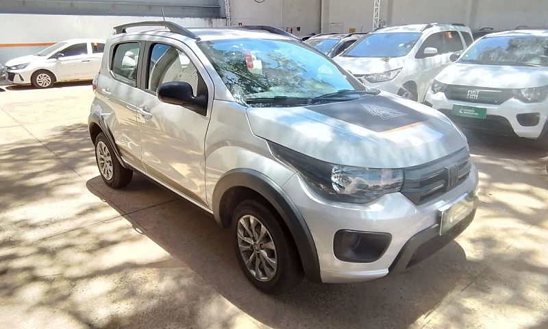Fiat Mobi Trekking 1...