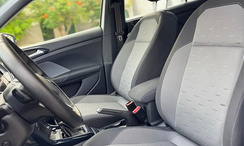 Volkswagen T-Cross C...