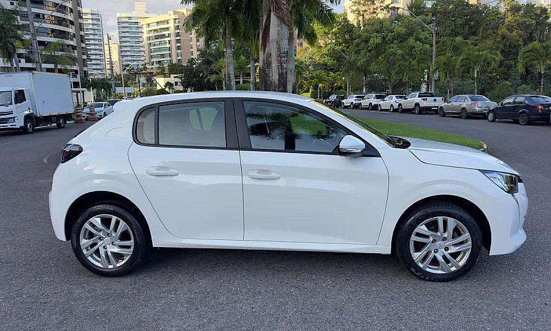 Peugeot 208 Active 1...