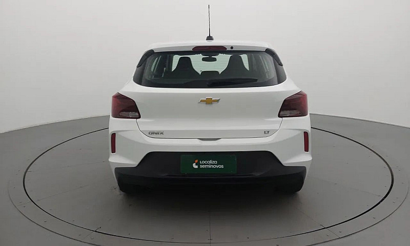 Chevrolet Onix Hatch...