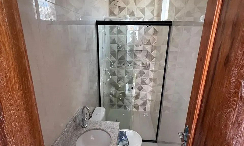 Alugo Casa Com 03 Su...