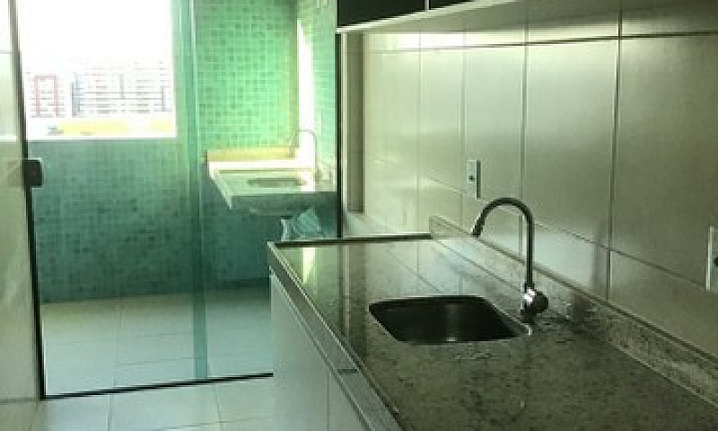 Alugo 2 Quartos, Suí...