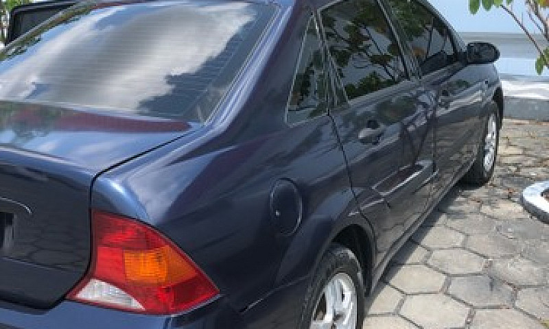 Focus Sedan 1.6...