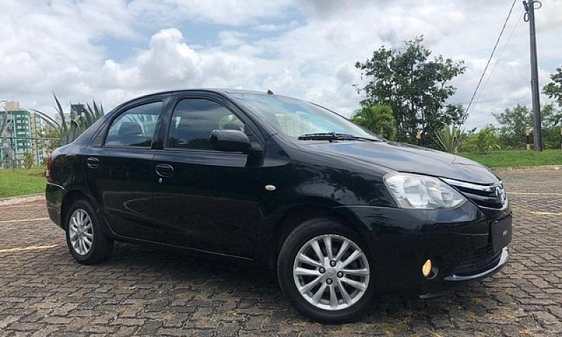 Toyota Etios Sedã Xl...