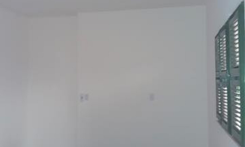 Casa Com 40M², 01 Qu...