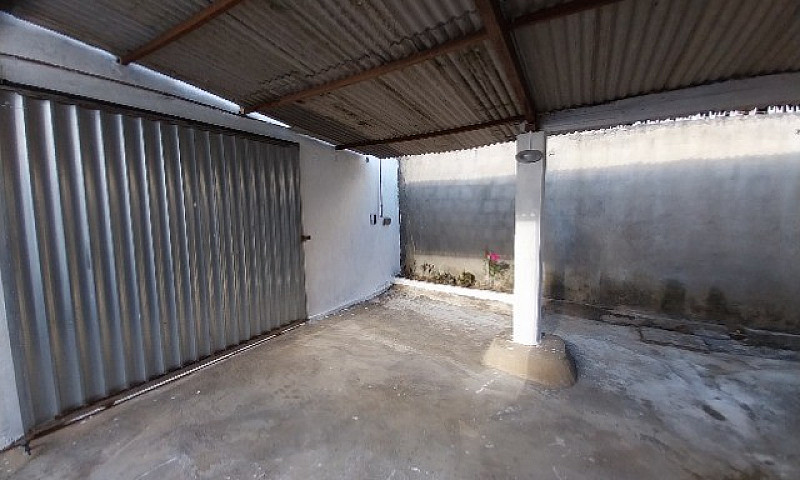 Ótima Casa De 100 M2...