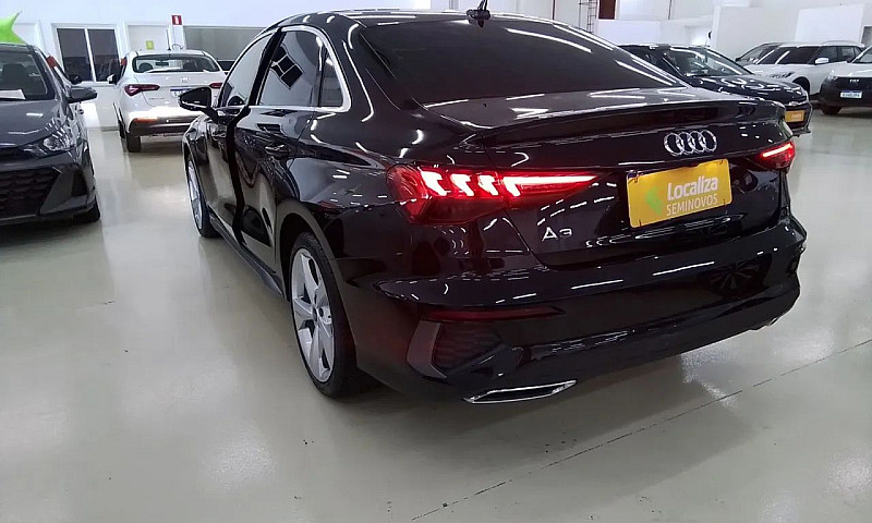 Audi A3 Sedan S-Line...