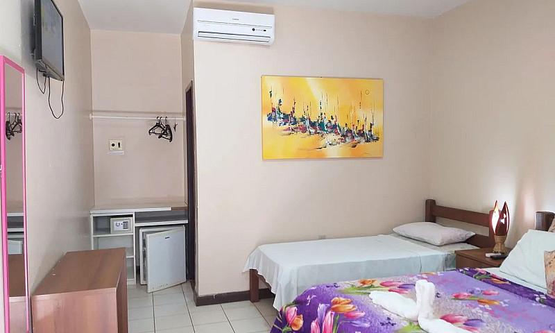 Casa Com 20 Quartos/...