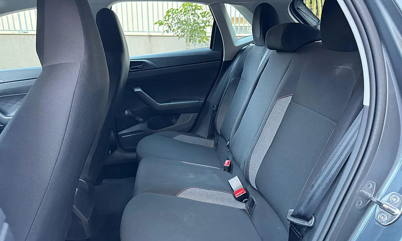 Volkswagen Polo 1.0 ...