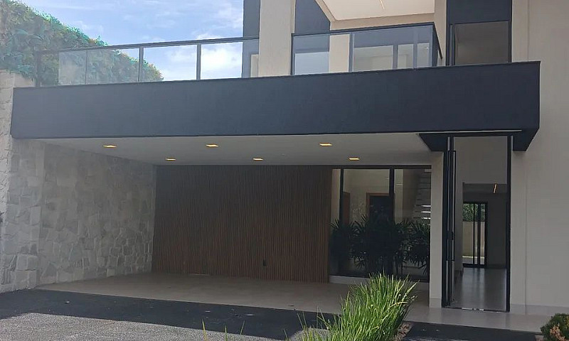 Casa Alto Padrao Con...