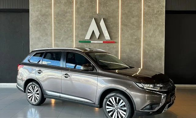 Mitsubishi Outlander...