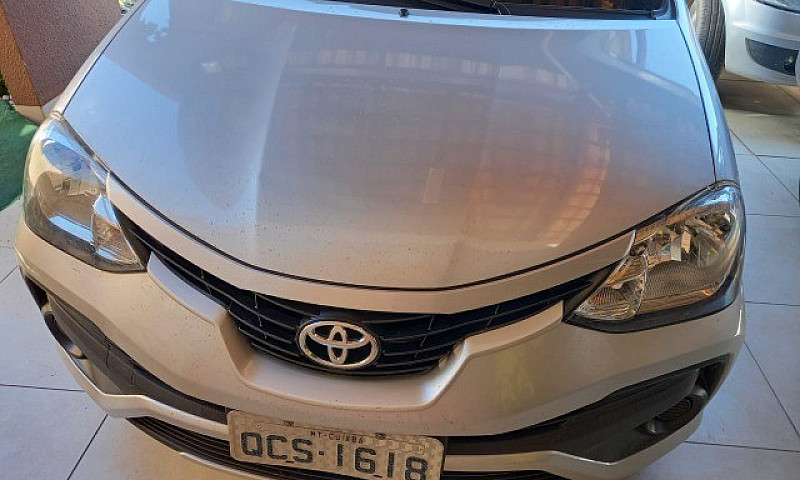 Vendo Toyota Etios...