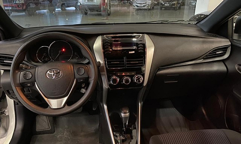 Yaris Xl 1.3 At Ipva...