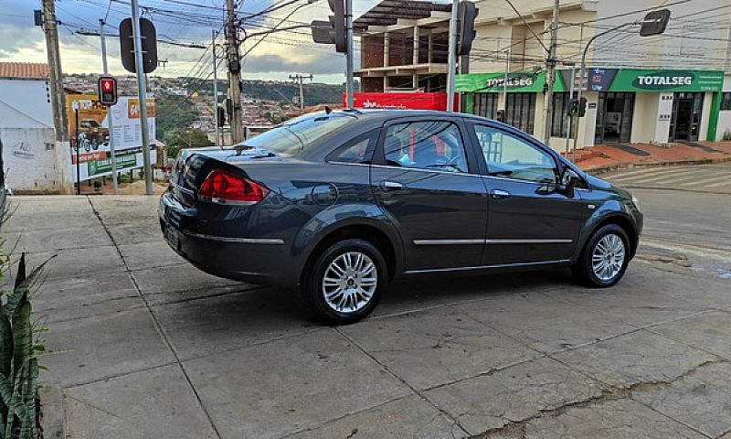 Fiat Linea Hlx 2010 ...